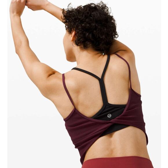 Lululemon Daily Lineup Luxtreme Cassis twist back cropped tank top - Picture 2 of 4